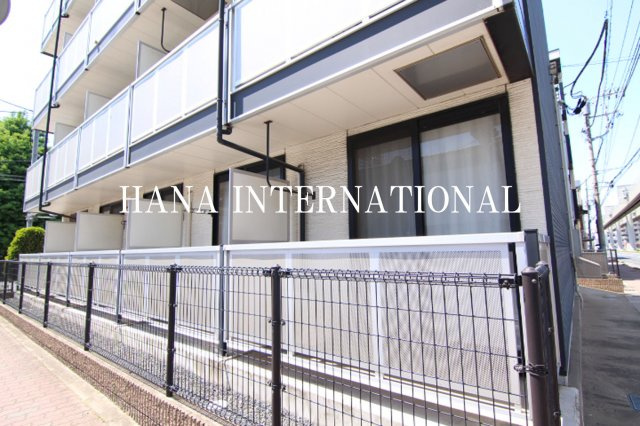 レオパレスフジニューコートのバルコニー