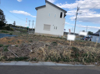 【前面道路含む現地写真】