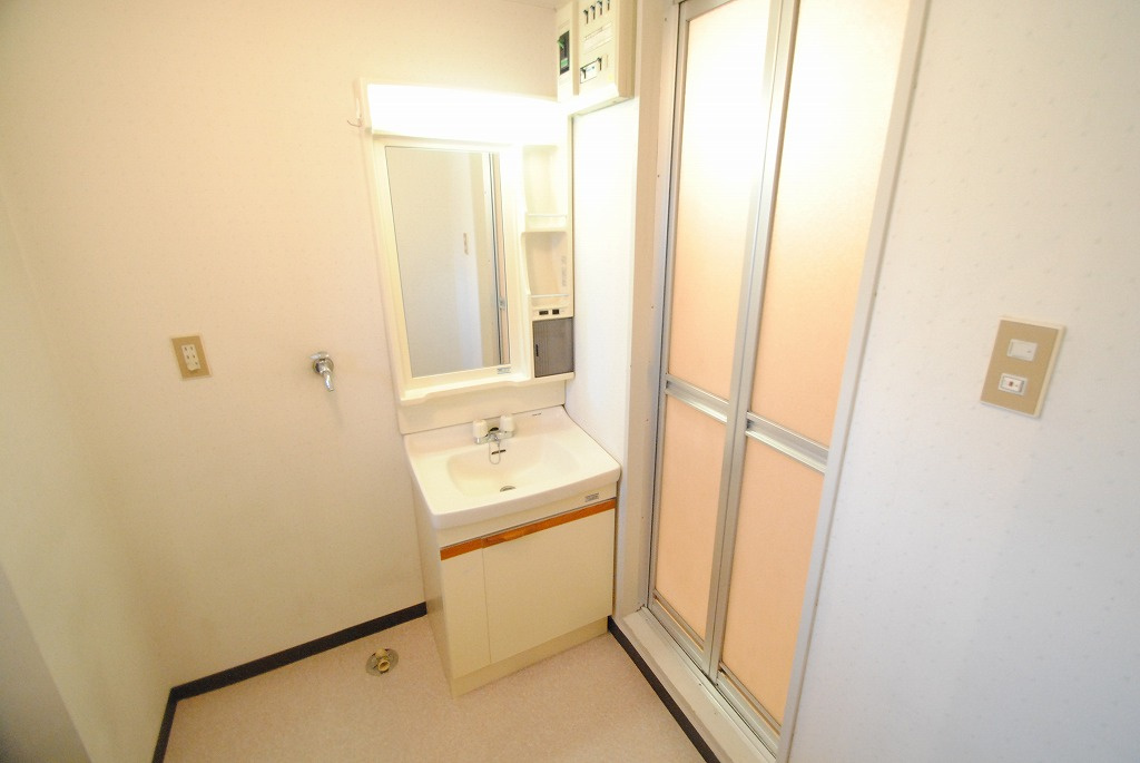 ドマーニASOUの洗面所|同タイプ　イメージ写真