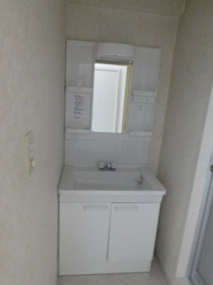 【洗面所】 | メゾンラフィーネ