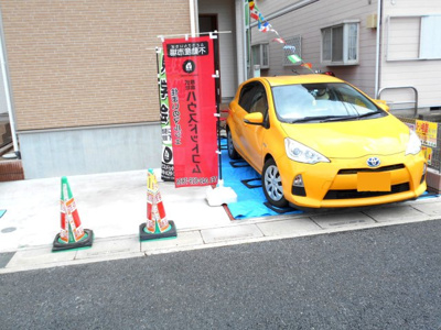 【駐車場】 | さいたま市　見沼区　丸ケ崎　町　全2棟　2号棟　32坪 らすと1棟 | 2380から2200万円に価格変更です。カーテンレール付き。