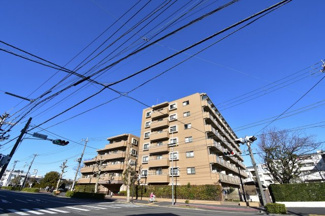 【外観】 | 京浜急行本線「鶴見市場」駅徒歩15分、JR京浜東北線・鶴見線「鶴見」駅バス7分「平安町」停歩1分！