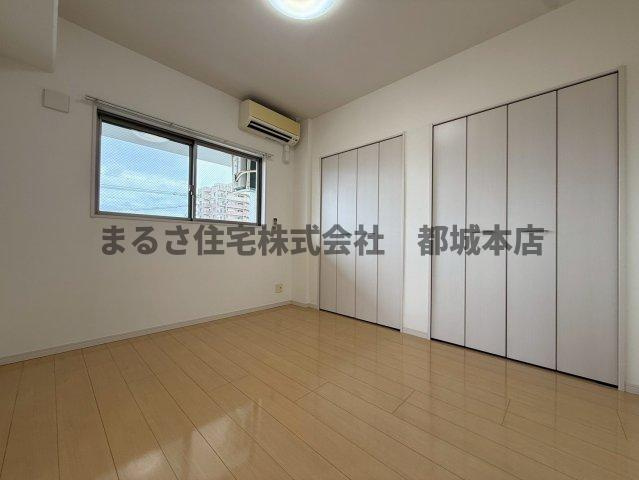 スカイコート年見の居間・リビング