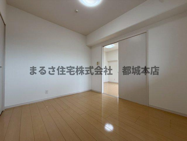 スカイコート年見の居間・リビング