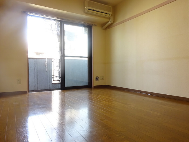 【寝室】 | ピュア山田