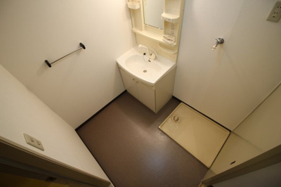 【洗面所】 | スヴァーネ東山本