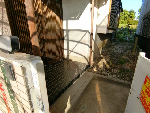 鍛治屋町貸家のエントランス