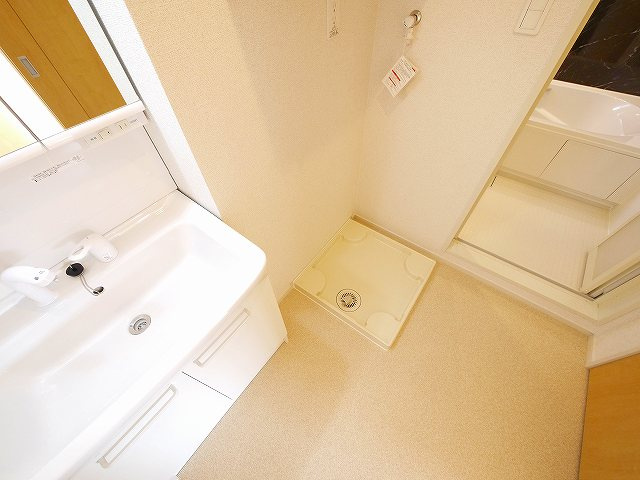 グランドソレーユの洗面所|広い洗面スペース