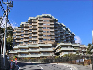 【外観】 | 相模湾を一望でき、外観が個性的なマンション