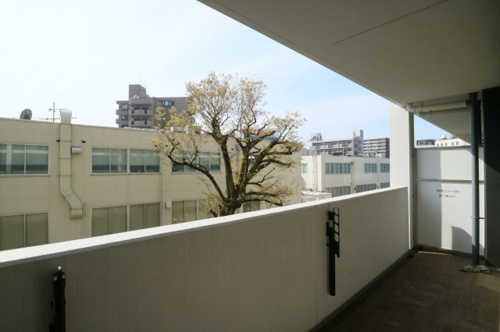 エステムコート八尾セントレジデンス 八尾の仲介手数料無料の賃貸 ルームラボ