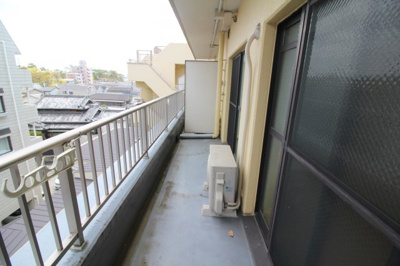 【バルコニー】 | シャルレ服部