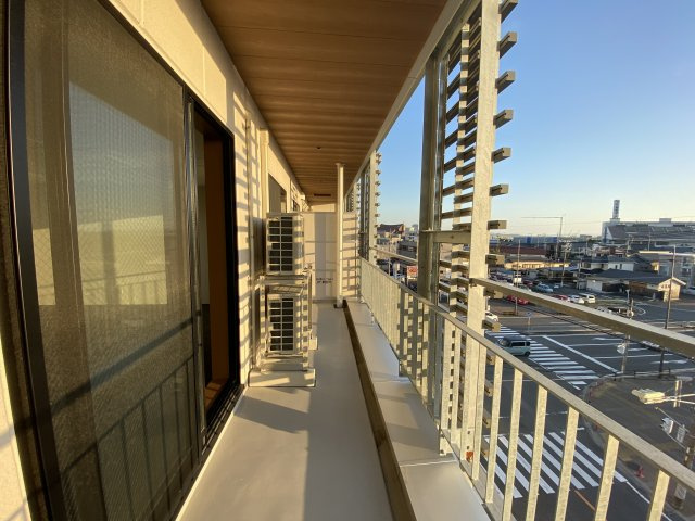 エアポートST-9ビルのバルコニー