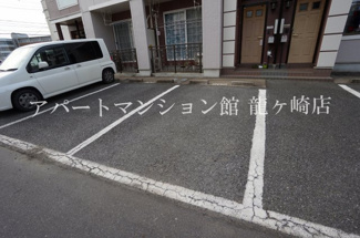 【駐車場】