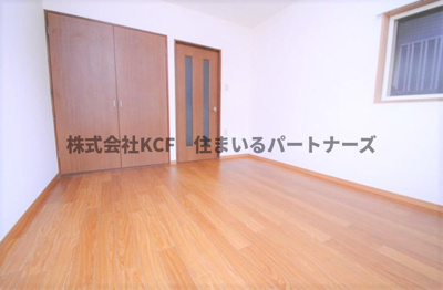 【寝室】 | レ・コパン | ゆったり過ごせるリビングです