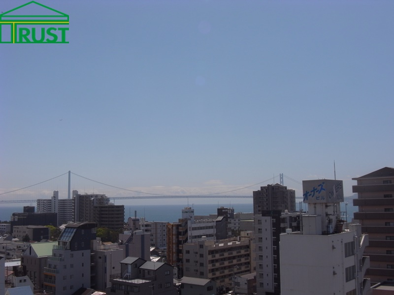 リベール明石弐番館1201の展望|明石海峡大橋を望む眺望、毎日見れるのが最高です。