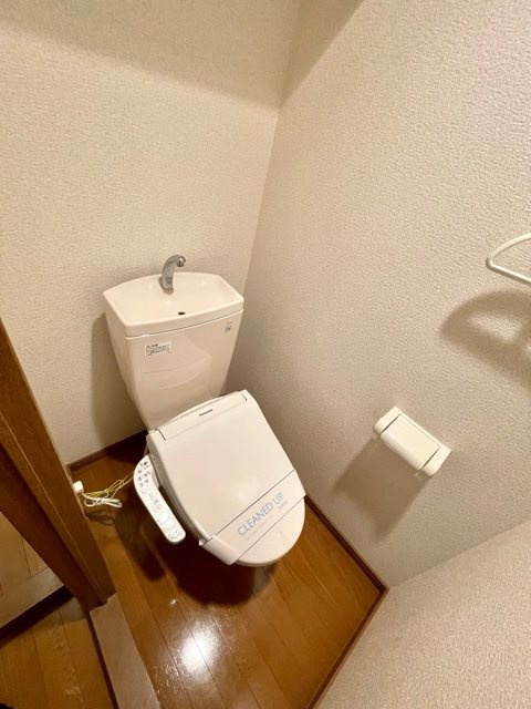 ラクラス田原町のトイレ