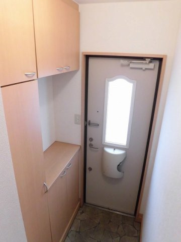 ローズコート・H　B棟の玄関