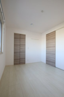 【寝室】 | ファミーユ深井