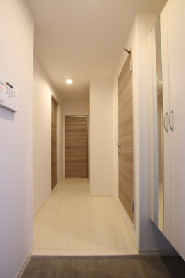 【玄関】 | ファミーユ深井