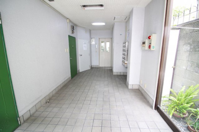 【ロビー】 | 第二田中ハイツ | 建物の内部です♪