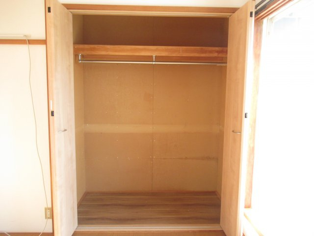 ムツミハイツAの収納|こまごまとしたものを収納できそうですね