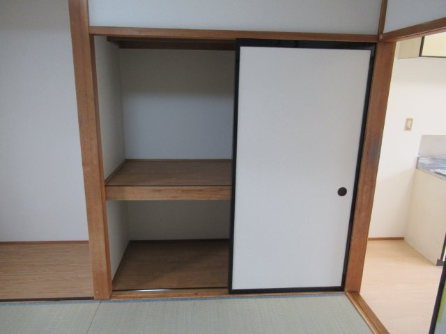 フローレスの収納