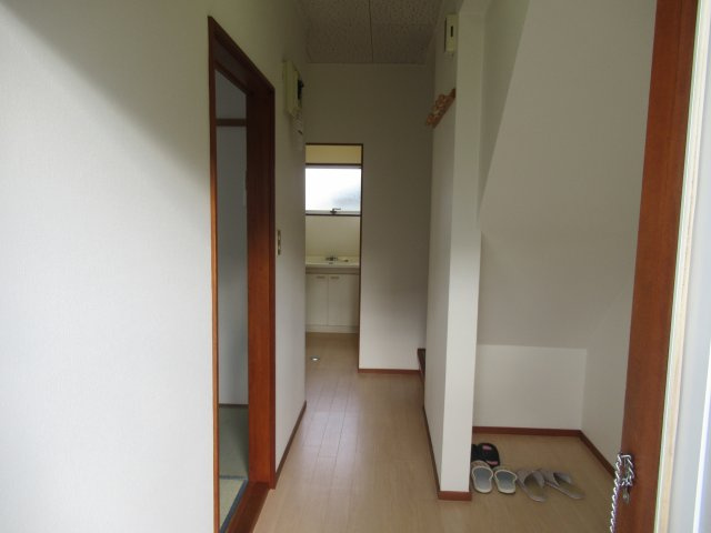 フローレスの内装