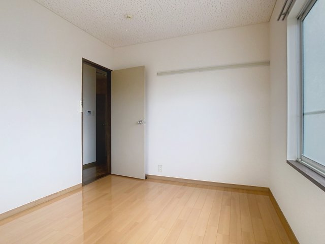 メゾンロイヤルＡの居間・リビング