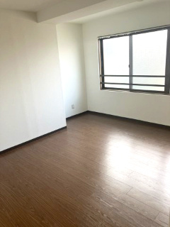 【洋室】 | エンリッチFV号 | 北側の洋室です
前回募集時の写真です