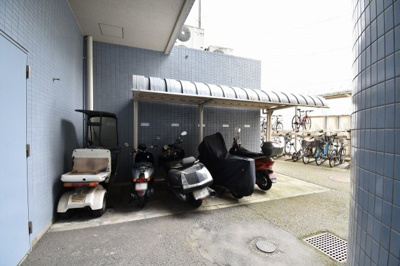 【その他共用部分】 | メイツ新横浜 | バイク置場