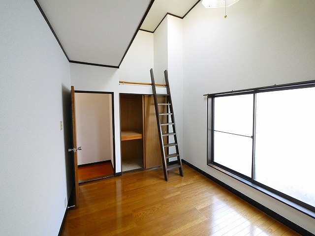 あやめ池北３丁目戸建の内装