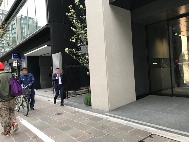 麹町PREXのエントランス