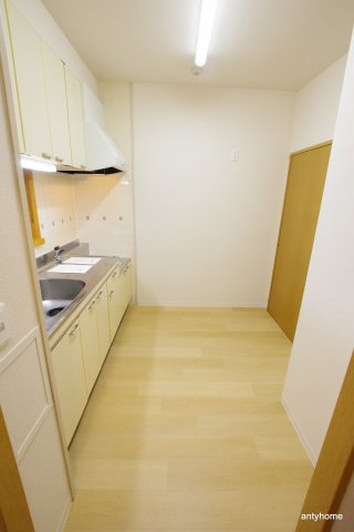 大阪市淀川区東三国２丁目の賃貸マンションのキッチン