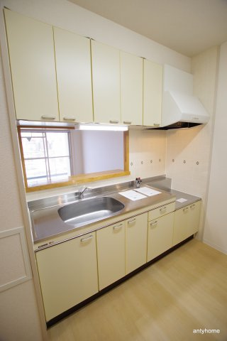 大阪市淀川区東三国２丁目の賃貸マンションのキッチン