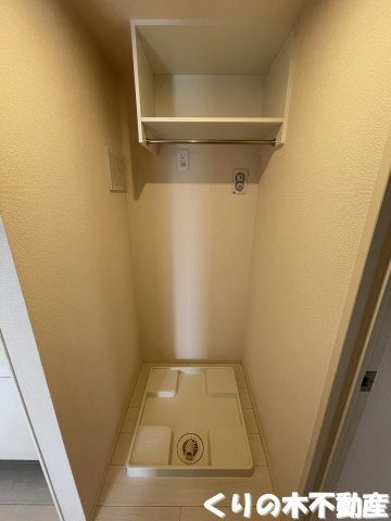 【設備】 | グロワール | 室内洗濯機置き場です