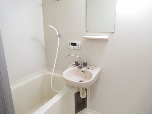 ムツミハイツＢの浴室|落ち着いた空間のお風呂です