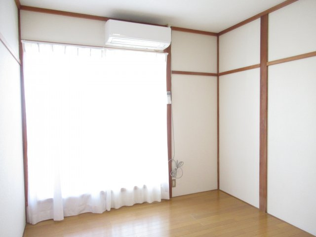 ムツミハイツＢの洋室|個人の部屋や寝室として使える洋室です