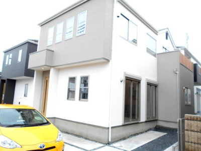 【外観】 | 春日部市　南中曽根　全4棟　3号棟 らすと2棟 | 外観は落ち着いています。