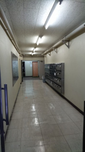 新宿中公ビルグリーンハイツのエントランス