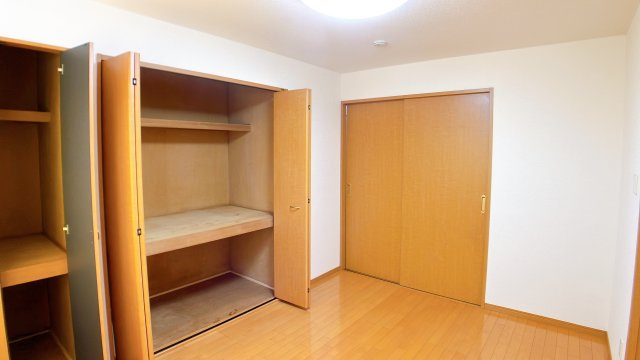 OASIS　SATONAKA　A棟の洋室