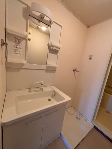 パークヒルズ春日丘の独立洗面台