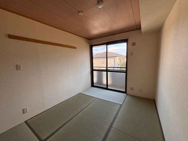 パークヒルズ春日丘の和室