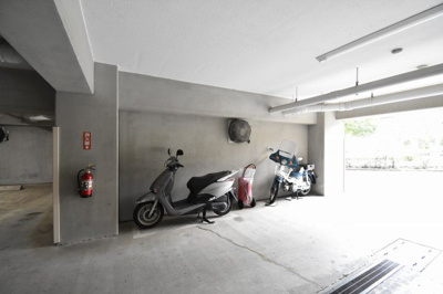 【その他共用部分】 | ロイヤルパレス新横浜北プレステージ | バイク置場