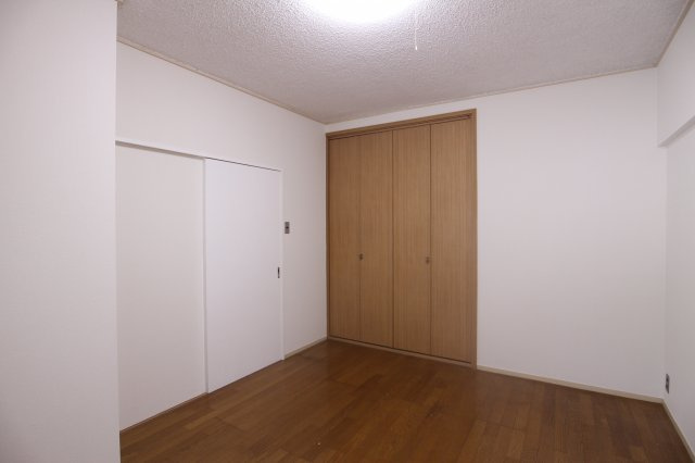 第二シーサイドパレス塩屋の洋室