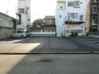 【外観】 | 駐車場写真です。（11台）