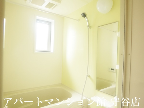 ノーヴァトワーレHの洗面所