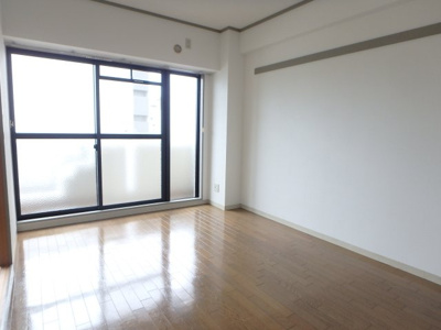 【洋室】 | エルメゾン小阪