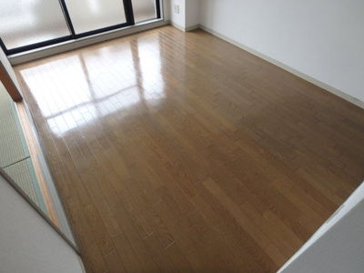 【洋室】 | エルメゾン小阪