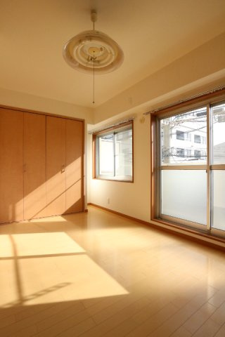 坂上コーポラスの寝室