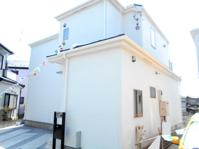 【外観】 | 上尾市(東大宮)　瓦葺　全2棟　2号棟　35坪 | 外観は落ち着いています。2890から2490万円に価格変更です。